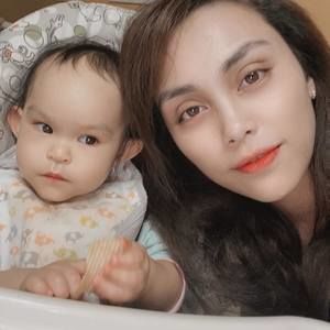 Meet your Posher, Luna